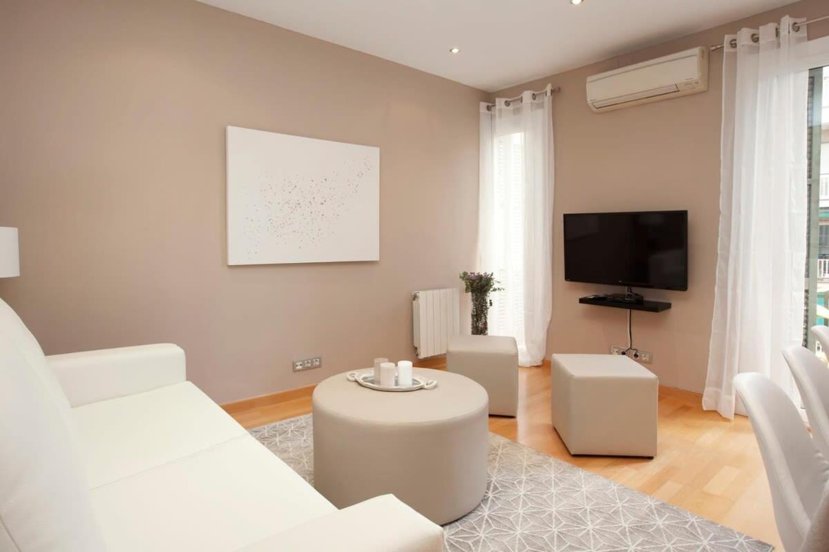 Gran Via Modern And Bright 3bd With Terrace * Barcelone