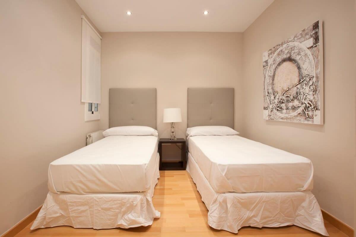 Gran Via Modern And Bright 3bd With Terrace Barcelone